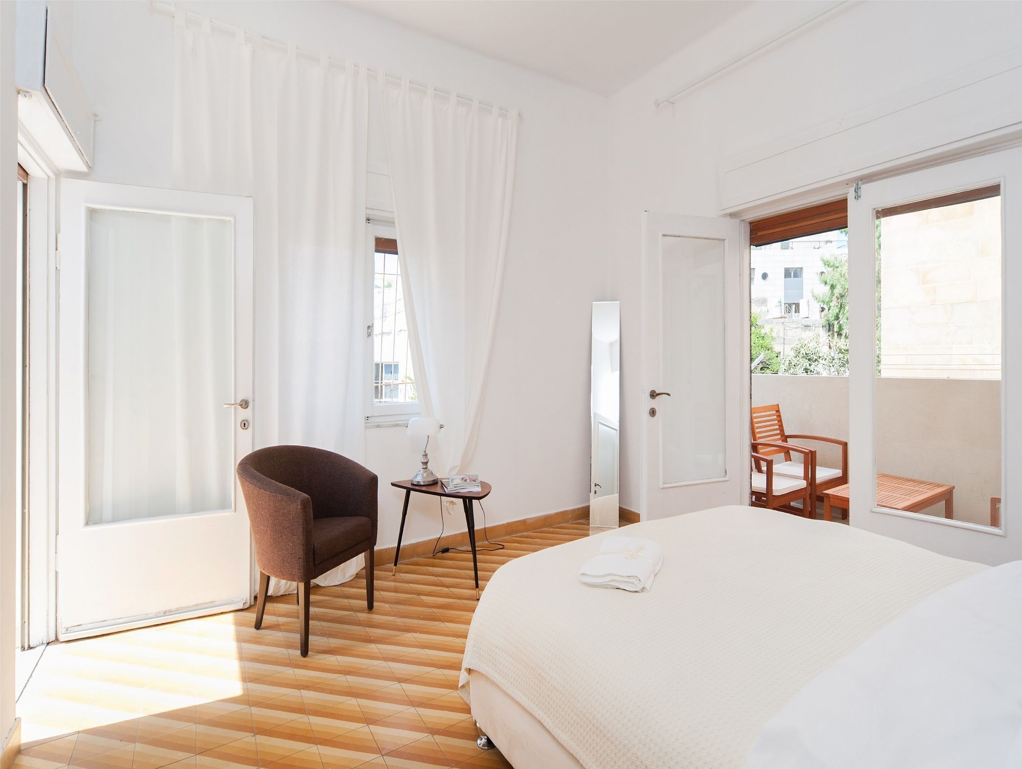 Charming 2Bd Apt W/ Balcony By Sea N' Rent Τελ Αβίβ Εξωτερικό φωτογραφία